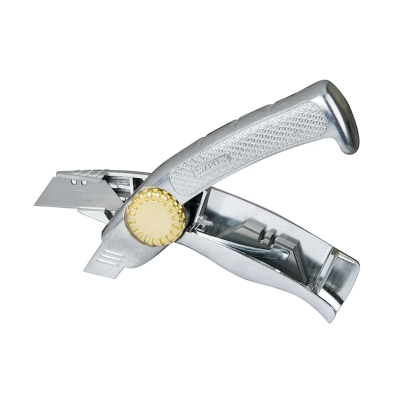 FATMAX XTREME RETRACTING BLADE KNIFE